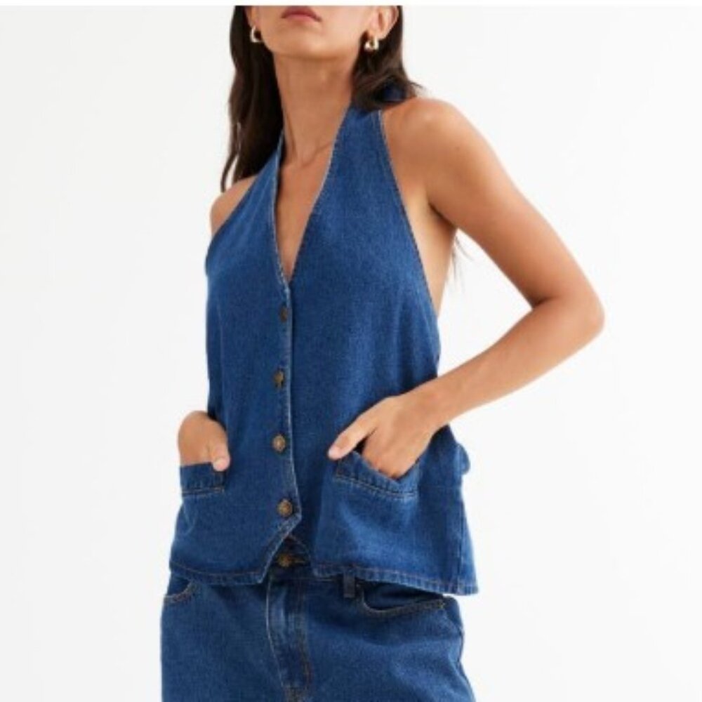 TWO PIECE DENIM SET BUTTON DOWN BACKLESS TANK TOP AND WIDE LEG JEANS 2 PIECE OUT